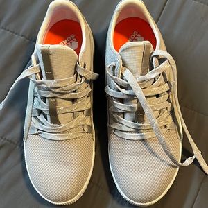 Women’s Sorel Tennis Shoes - SZ 8